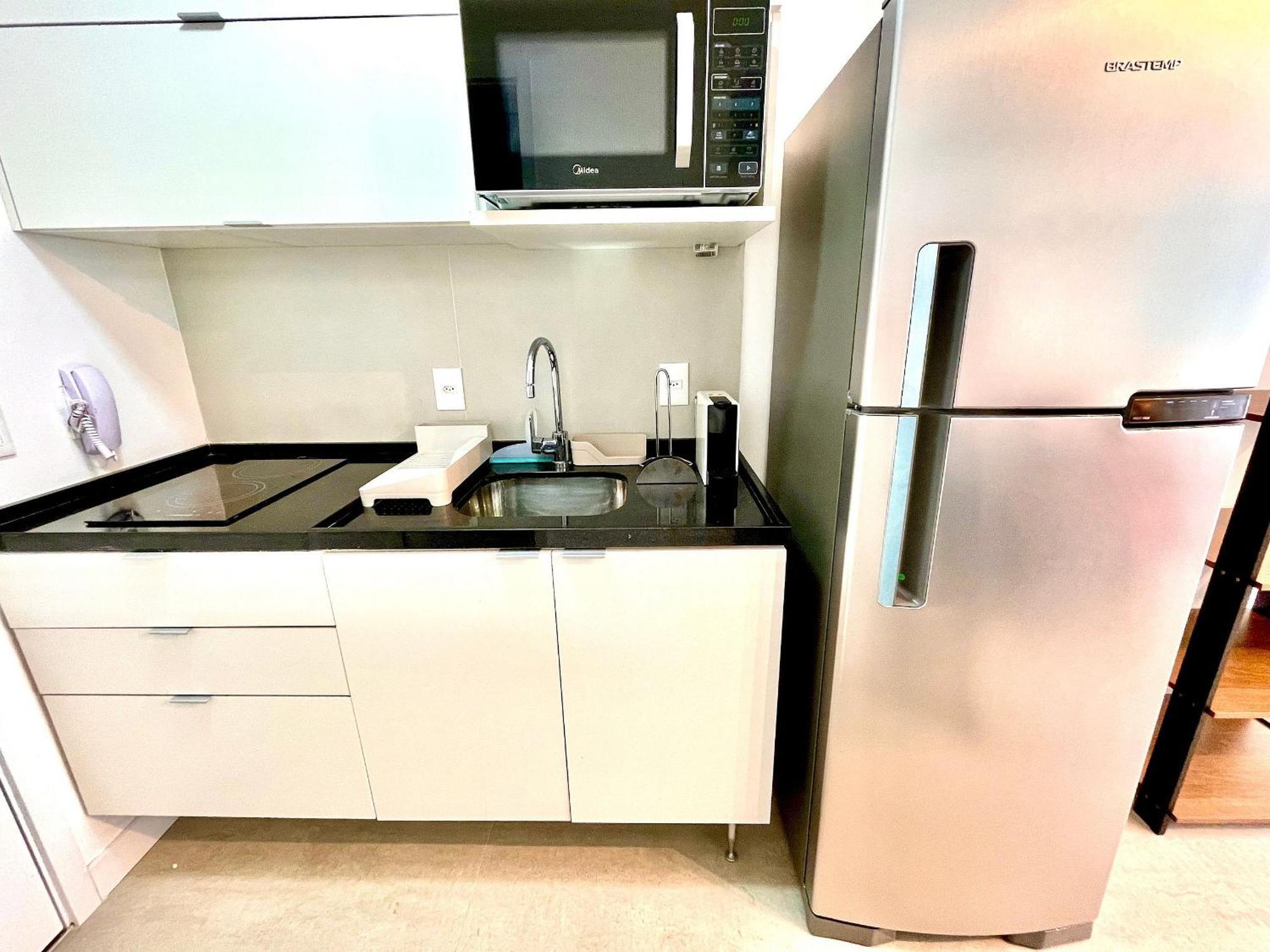 Leblon - Moderno Com Piscina E Academia. Apartamento *
