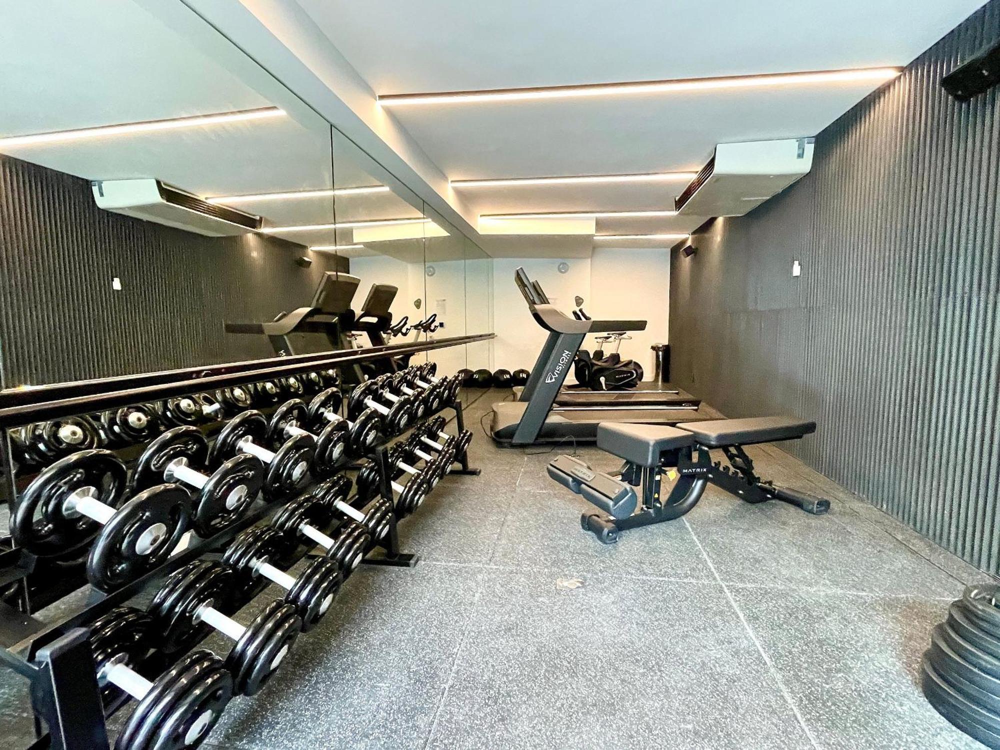 Leblon - Moderno Com Piscina E Academia. * Rio de Janeiro